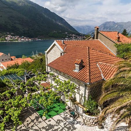 Hill Apartments Kotor Bagian luar foto