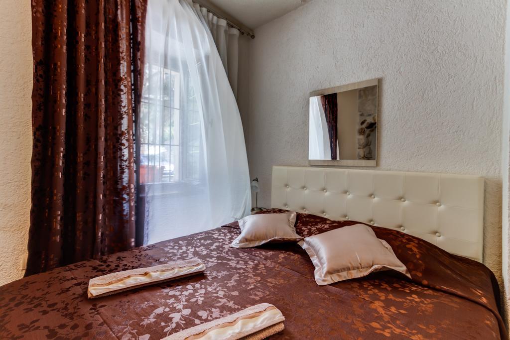Hill Apartments Kotor Bagian luar foto