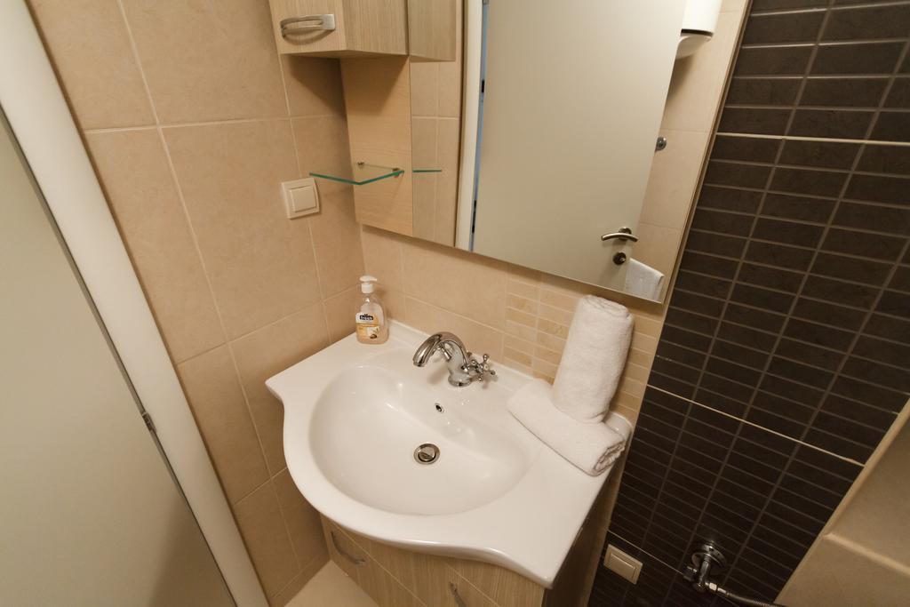 Hill Apartments Kotor Bagian luar foto