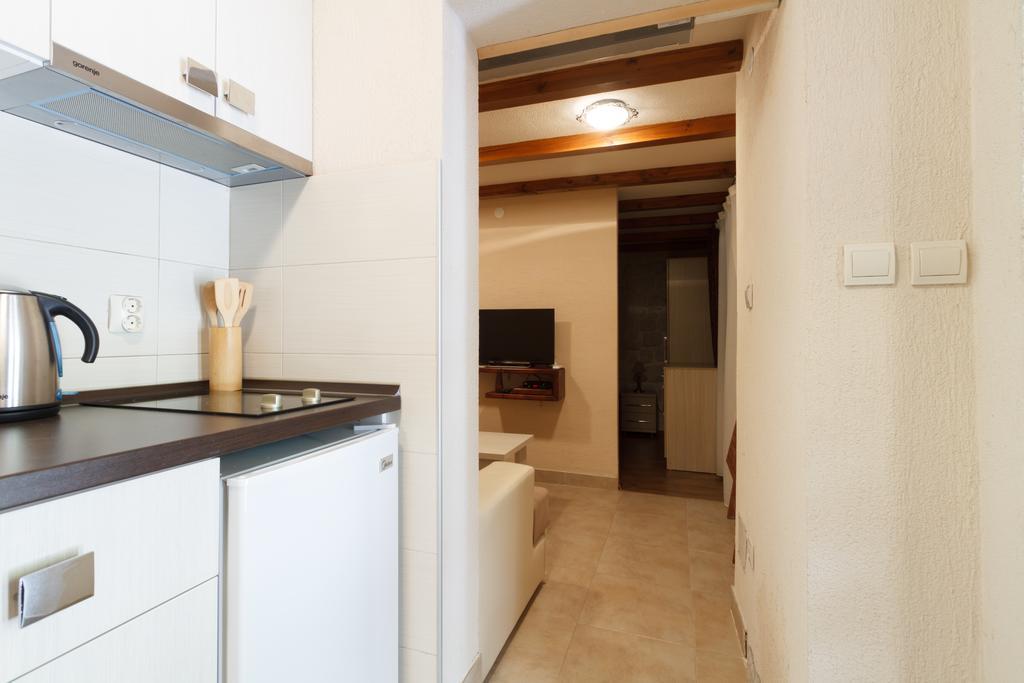 Hill Apartments Kotor Bagian luar foto