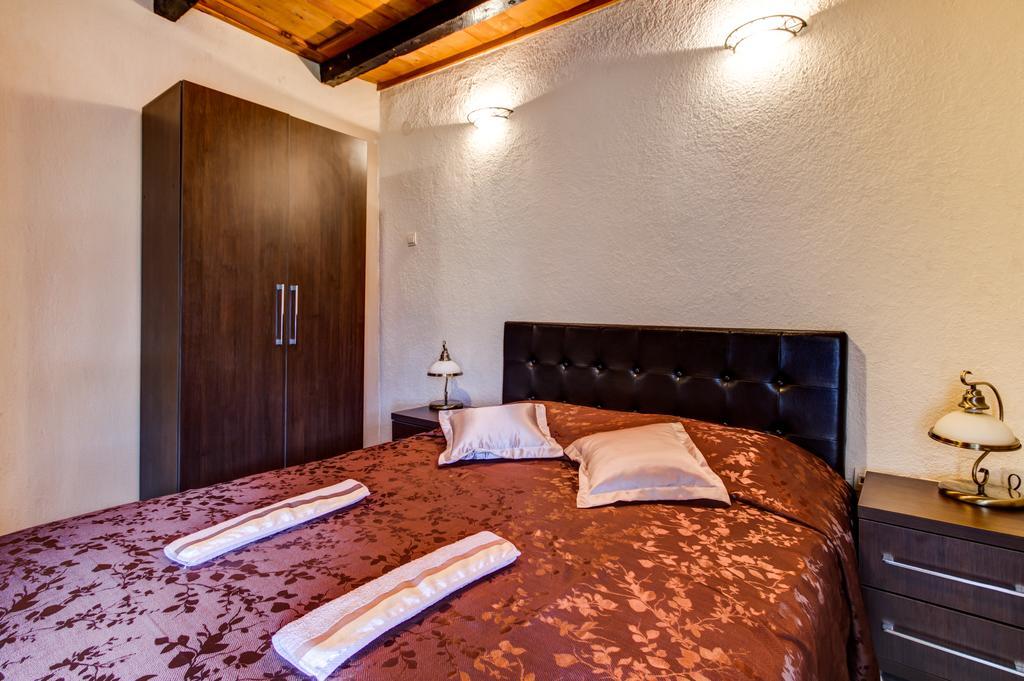 Hill Apartments Kotor Bagian luar foto